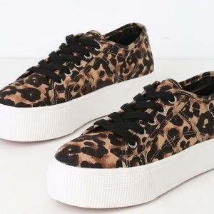 Steve Madden Emmi Leopard Print Platform Sneakers